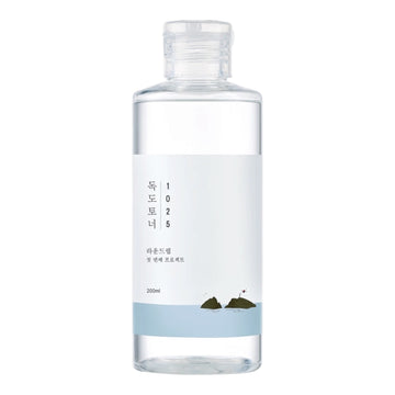 round lab 1025 dokdo Clear bottle with a label on a white background